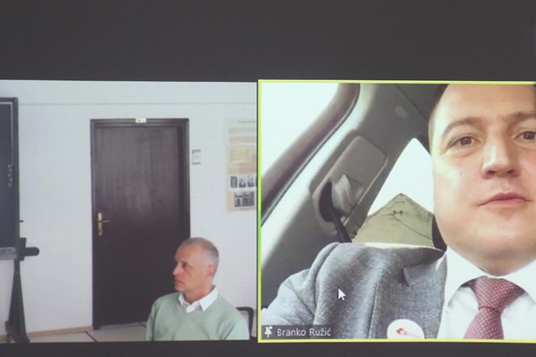 Slika 1, s desna u levo - ministar Branko Ružić, Zoran Ognjanović i Stevan Kovačević