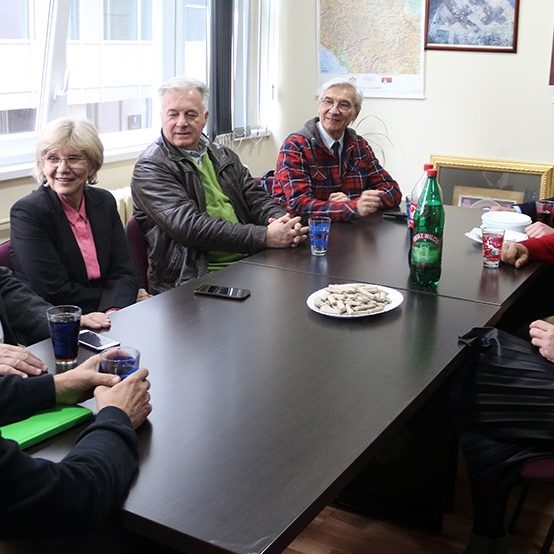 Učešće je potvrdila i Mačvanska srednja škola-Bogatić. Na slici desno, direktorka Nada Jelesić