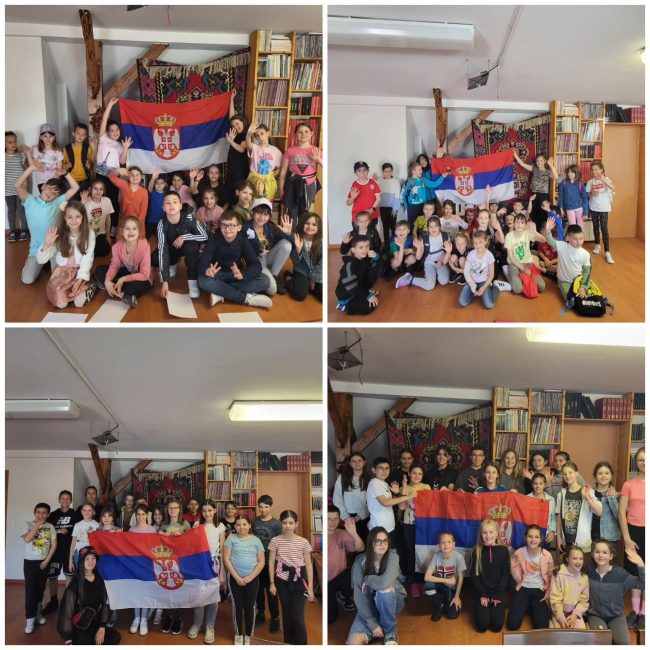 Djaci-sa-zastavom-RS